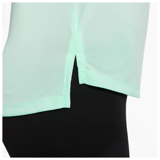 Nike Γυναικεία αμάνικη μπλούζα Dri-FIT One Elastika Tank Top Nike Γυναικεία αμάνικη μπλούζα Dri-FIT One Elastika Tank Top